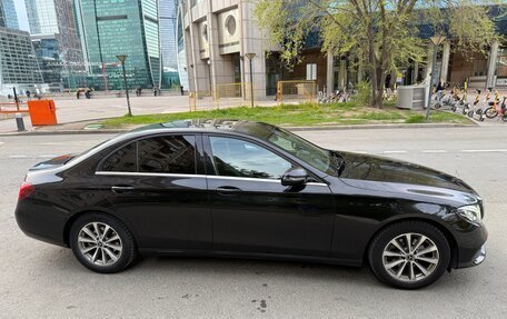 Mercedes-Benz E-Класс, 2018 год, 2 070 000 рублей, 4 фотография