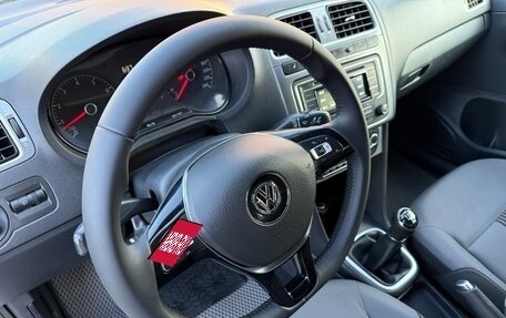 Volkswagen Polo VI (EU Market), 2016 год, 825 000 рублей, 11 фотография