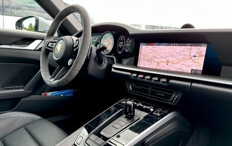 Porsche 911, 2022 год, 12 700 000 рублей, 11 фотография