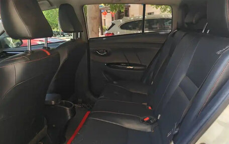 Toyota Yaris XP150 рестайлинг, 2022 год, 1 250 000 рублей, 9 фотография