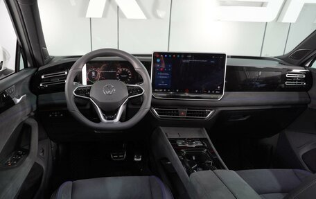 Volkswagen Tiguan, 2024 год, 5 250 000 рублей, 6 фотография