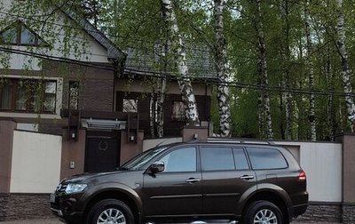 Mitsubishi Pajero Sport II рестайлинг, 2015 год, 2 990 000 рублей, 1 фотография