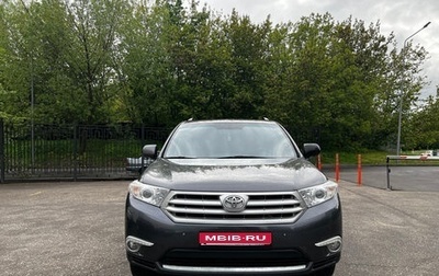 Toyota Highlander III, 2012 год, 1 900 000 рублей, 1 фотография