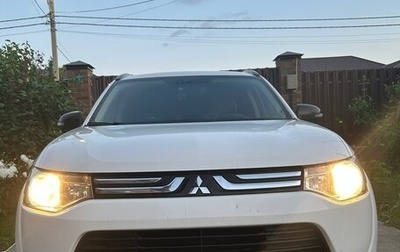 Mitsubishi Outlander III рестайлинг 3, 2013 год, 1 499 999 рублей, 1 фотография