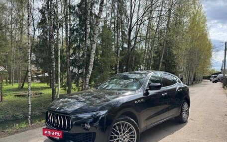 Maserati Levante I, 2016 год, 3 850 000 рублей, 8 фотография