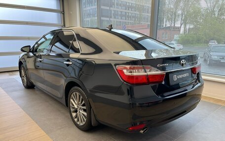 Toyota Camry, 2017 год, 2 280 000 рублей, 8 фотография