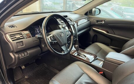 Toyota Camry, 2017 год, 2 280 000 рублей, 9 фотография