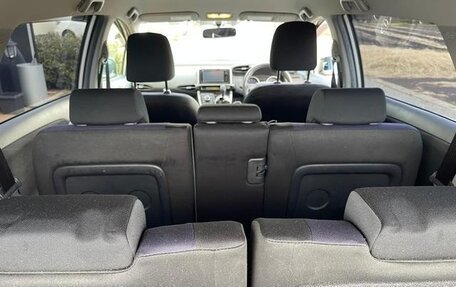 Toyota Wish II, 2015 год, 1 340 000 рублей, 16 фотография
