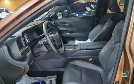 Toyota Crown, 2023 год, 4 400 000 рублей, 7 фотография