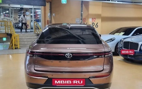 Toyota Crown, 2023 год, 4 400 000 рублей, 3 фотография