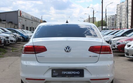 Volkswagen Passat B8 рестайлинг, 2017 год, 1 849 999 рублей, 5 фотография