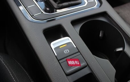 Volkswagen Passat B8 рестайлинг, 2017 год, 1 849 999 рублей, 13 фотография
