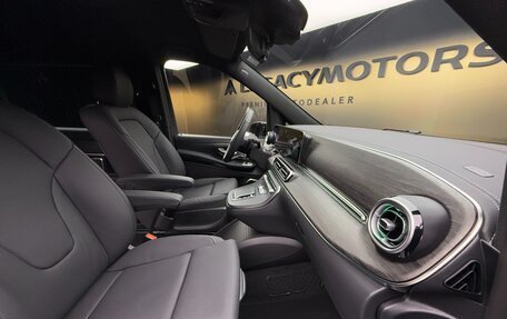 Mercedes-Benz V-Класс, 2024 год, 14 430 000 рублей, 18 фотография