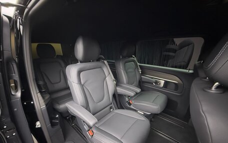 Mercedes-Benz V-Класс, 2024 год, 14 430 000 рублей, 34 фотография