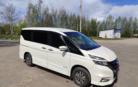 Nissan Serena IV, 2018 год, 2 300 000 рублей, 2 фотография