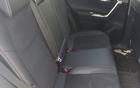 Toyota RAV4, 2021 год, 3 900 000 рублей, 12 фотография
