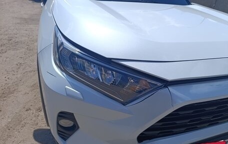 Toyota RAV4, 2021 год, 3 900 000 рублей, 19 фотография
