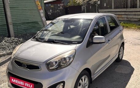 KIA Picanto II, 2011 год, 1 000 000 рублей, 2 фотография