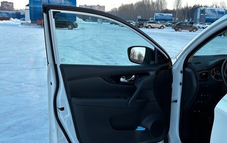 Nissan Qashqai, 2021 год, 3 080 000 рублей, 13 фотография