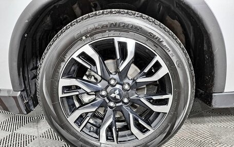 Mitsubishi Outlander III рестайлинг 3, 2021 год, 2 604 200 рублей, 22 фотография