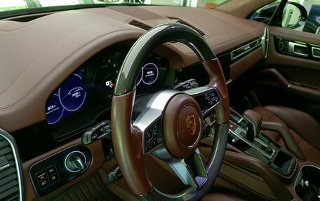 Porsche Cayenne III, 2021 год, 12 700 000 рублей, 16 фотография
