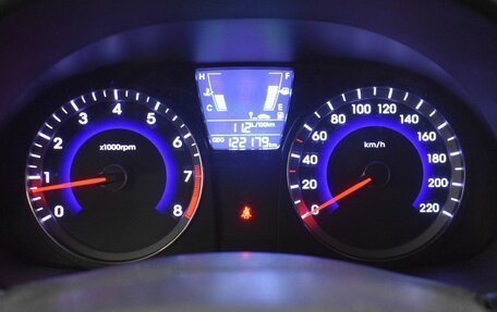 Hyundai Solaris II рестайлинг, 2012 год, 749 000 рублей, 10 фотография