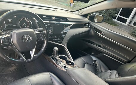 Toyota Camry, 2019 год, 3 090 000 рублей, 9 фотография