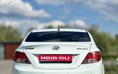 Hyundai Solaris II рестайлинг, 2013 год, 895 000 рублей, 16 фотография