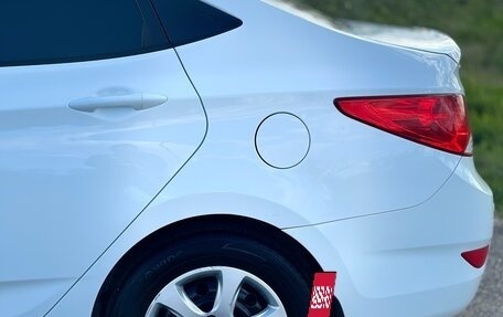 Hyundai Solaris II рестайлинг, 2013 год, 895 000 рублей, 19 фотография