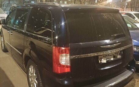 Chrysler Voyager IV, 2011 год, 1 600 000 рублей, 6 фотография