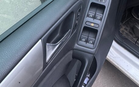 Volkswagen Golf VI, 2009 год, 900 000 рублей, 5 фотография