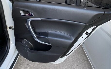 Opel Insignia II рестайлинг, 2011 год, 1 230 000 рублей, 23 фотография
