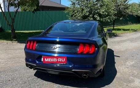 Ford Mustang VI рестайлинг, 2018 год, 2 192 556 рублей, 3 фотография