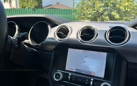 Ford Mustang VI рестайлинг, 2018 год, 2 192 556 рублей, 14 фотография