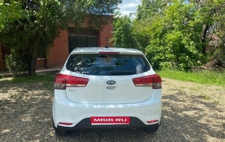 KIA Rio III рестайлинг, 2017 год, 950 000 рублей, 3 фотография