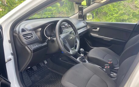 KIA Rio III рестайлинг, 2017 год, 950 000 рублей, 12 фотография