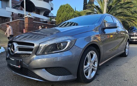 Mercedes-Benz A-Класс, 2013 год, 1 390 000 рублей, 2 фотография