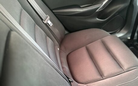 Mazda 6, 2018 год, 2 400 000 рублей, 16 фотография