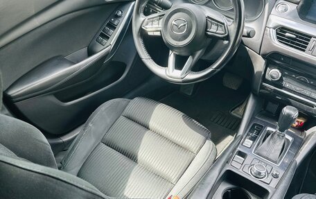Mazda 6, 2018 год, 2 400 000 рублей, 18 фотография