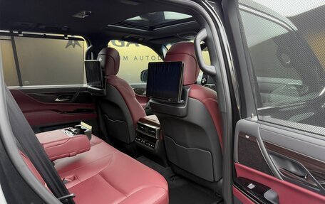 Lexus LX, 2024 год, 17 600 000 рублей, 32 фотография