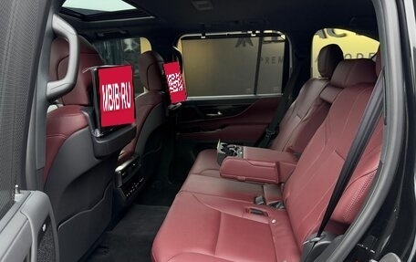 Lexus LX, 2024 год, 17 600 000 рублей, 25 фотография