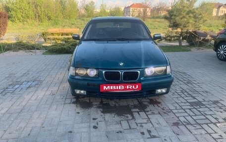 BMW 3 серия, 1992 год, 300 000 рублей, 7 фотография