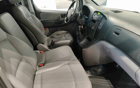 Hyundai Grand Starex Grand Starex I рестайлинг 2, 2012 год, 719 000 рублей, 9 фотография
