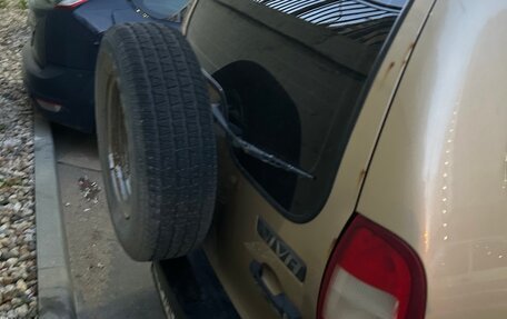 Chevrolet Niva I рестайлинг, 2004 год, 310 000 рублей, 5 фотография
