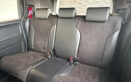 Honda Freed I, 2016 год, 950 000 рублей, 10 фотография