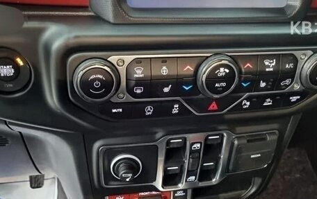 Jeep Wrangler, 2022 год, 4 100 000 рублей, 12 фотография