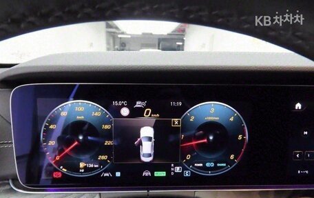Mercedes-Benz E-Класс, 2022 год, 4 450 000 рублей, 8 фотография