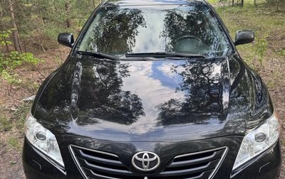 Toyota Camry, 2008 год, 900 000 рублей, 1 фотография