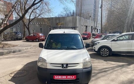 Peugeot Partner II рестайлинг 2, 2010 год, 350 000 рублей, 1 фотография