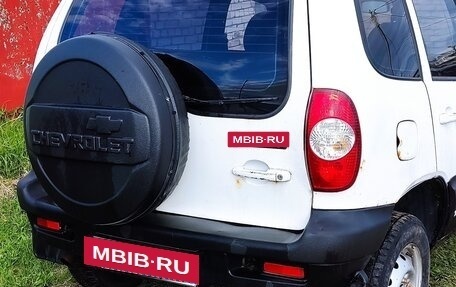 Chevrolet Niva I рестайлинг, 2004 год, 193 000 рублей, 8 фотография